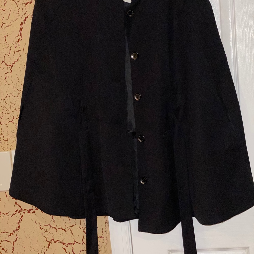 Elegant cape jacket New!!
